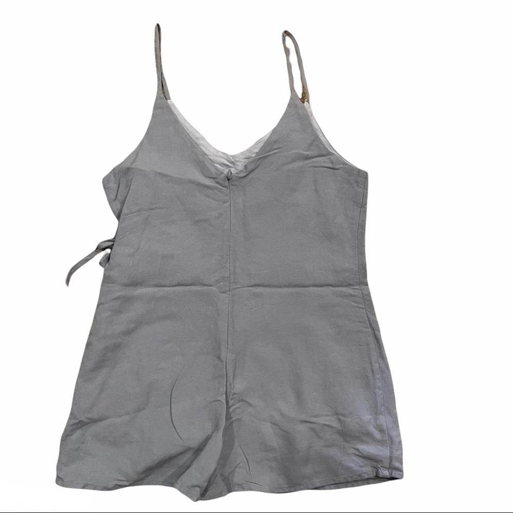 💘  linen ruffle romper in chambray - Picture 5 of 7